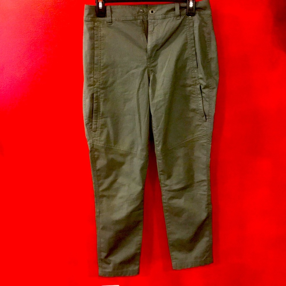 Women’s Ankle Capris